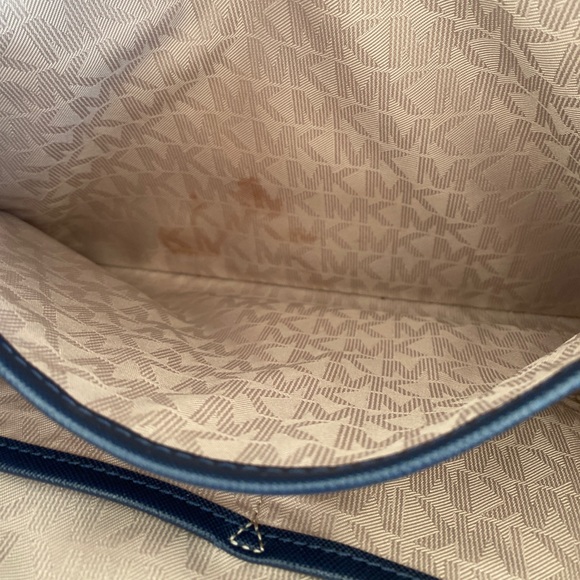 Michael Kors Navy Jet Set Travel Chain Tote Bag - Picture 8 of 8